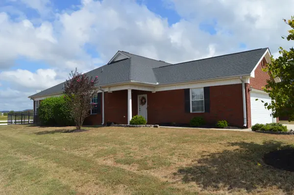 156 Horseshoe Ct, Shelbyville, TN 37160