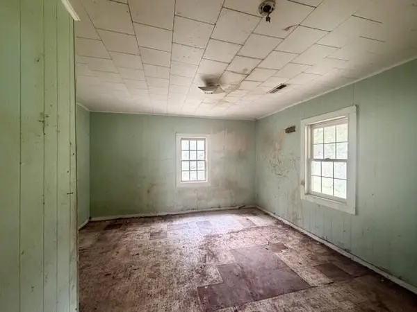 405 Glenn Street, La Fayette, GA 30728