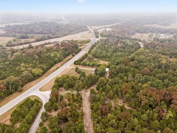 2607 New Lewisburg Hwy, Columbia, TN 38401