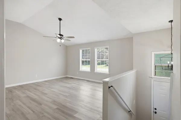 1529 Potter Dr, Columbia, TN 38401