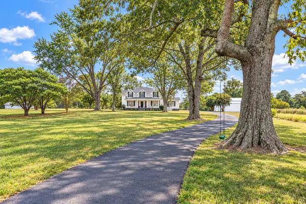 220 Scott Orchard Rd, Taft, TN 38488