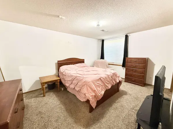 1831 S Brandon St, Wichita, KS 67207