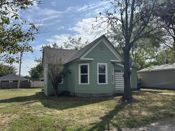 309 S Locust ST, Carterville, MO 64835