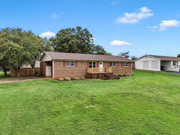 128 Twin Creek DR, Boiling Springs, SC 29316