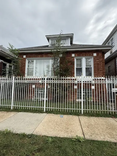6123 S Washtenaw AVE, Chicago, IL 60629