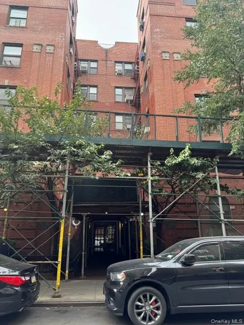 35-30 73rd ST #2B, Jackson Heights, NY 11372