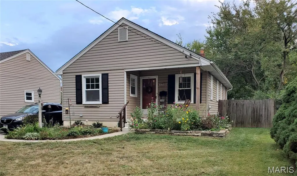 7708 Comfort AVE, Maplewood, MO 63143
