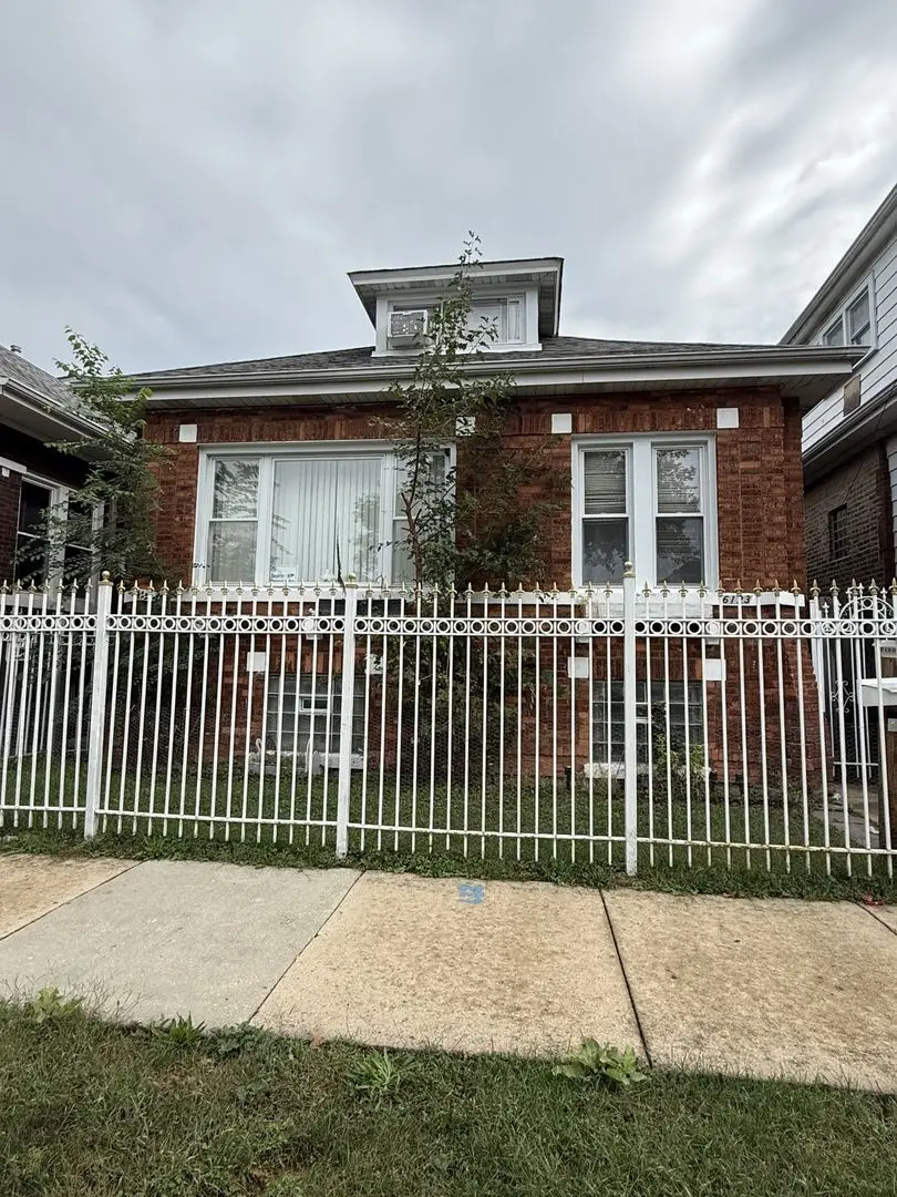 6123 S Washtenaw AVE, Chicago, IL 60629