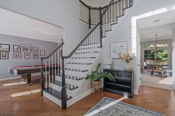 2 Saunders Ln, Mount Olive Twp., NJ 07840