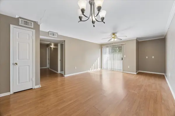 501 W 26th ST #222, Austin, TX 78705