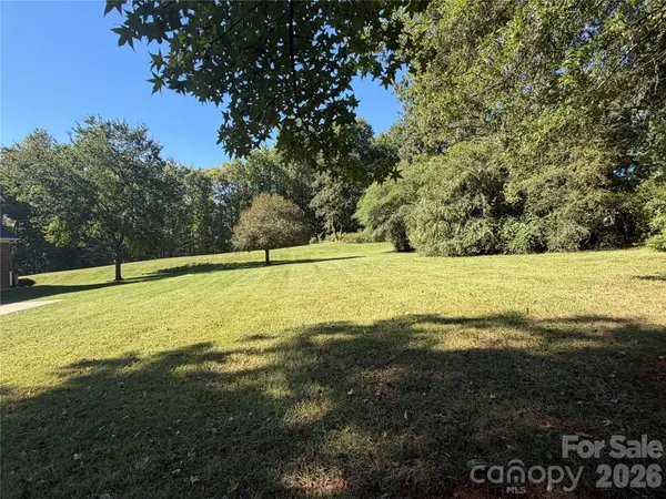 5616 Polk Mountain DR, Marshville, NC 28103