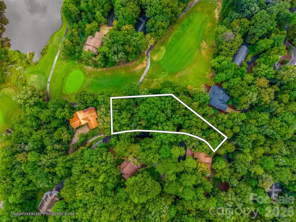 00 Huntington RD, Lake Lure, NC 28746