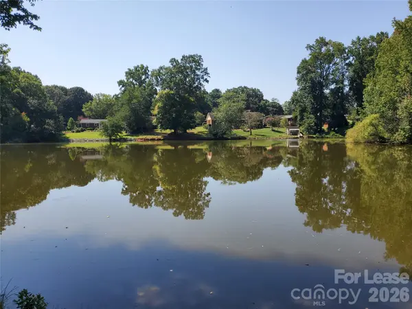 614 Carolina AVE S, Statesville, NC 28677