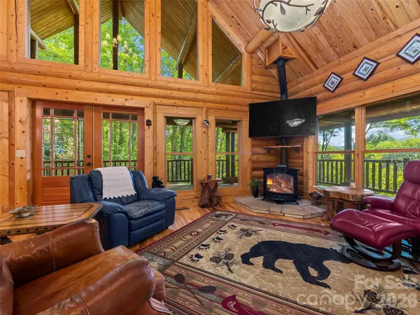 44 Kamama TRL, Maggie Valley, NC 28751