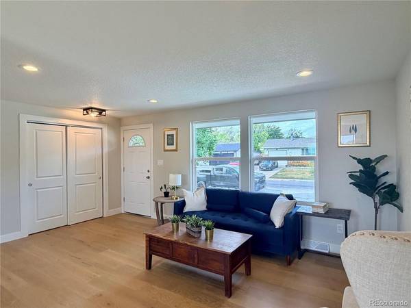6962 Ingalls, Arvada, CO 80003