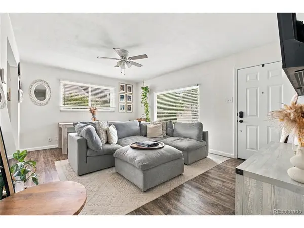 10607 Lowry, Aurora, CO 80010