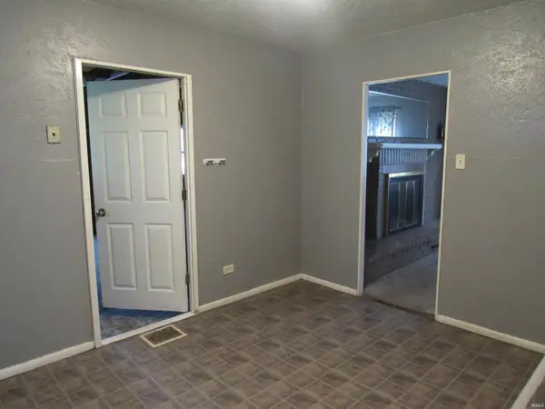 2522 WALKER AVE, Kokomo, IN 46901