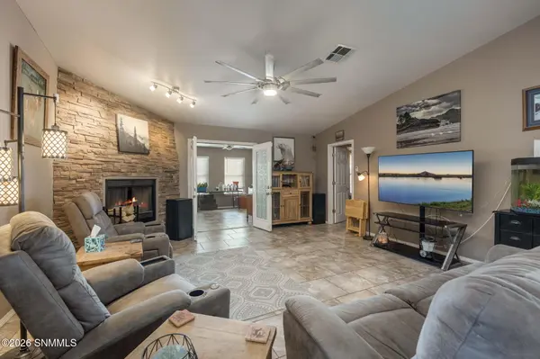 4062 Windridge CIR, Las Cruces, NM 88012