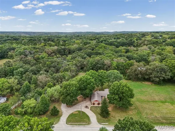 4319 Us Highway 61, Bloomsdale, MO 63627