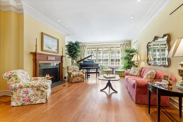 Address not disclosed, Chicago, IL 60611