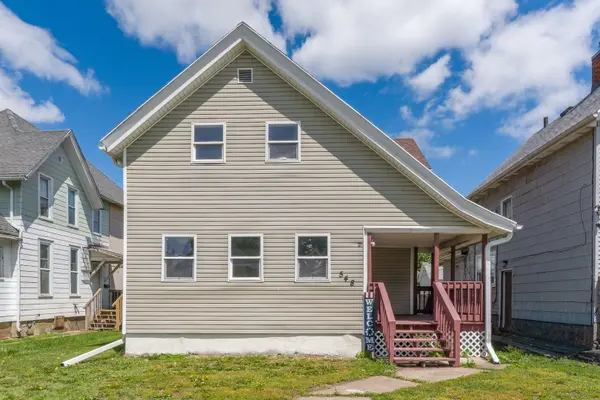 548 7th AVE, Clinton, IA 52732