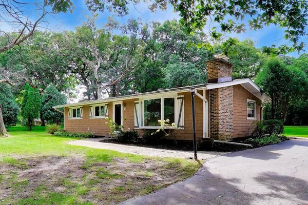 26980 N Fairfield RD, Wauconda, IL 60084