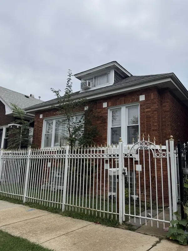 6123 S Washtenaw AVE, Chicago, IL 60629