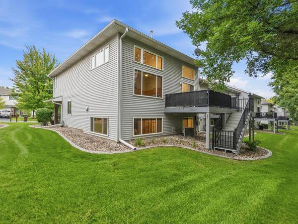 3410 Spring Glen CIR NW, Prior Lake, MN 55372