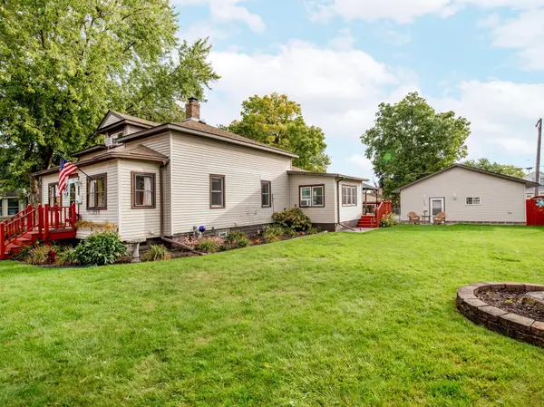 125 3rd AVE S, South Saint Paul, MN 55075