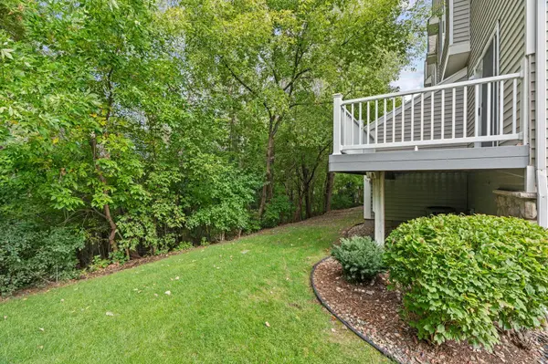 8841 Brunswick PATH, Inver Grove Heights, MN 55076
