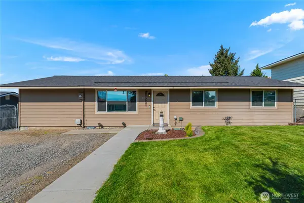 27 31st ST NE, East Wenatchee, WA 98802
