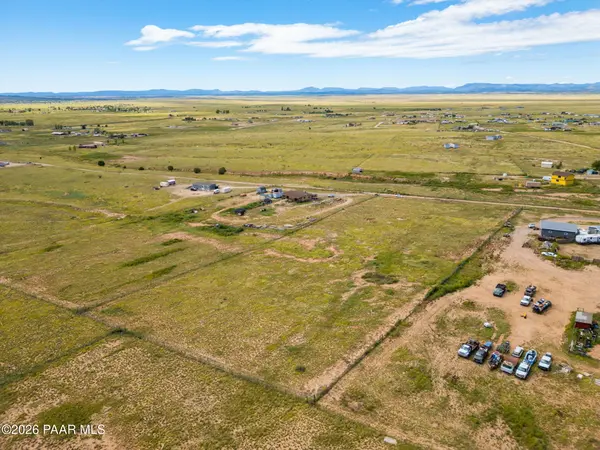26767 N Sweet Pea Bud LN, Paulden, AZ 86334