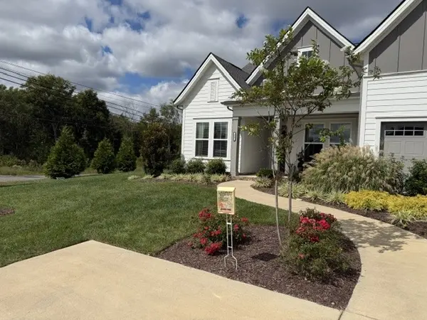 2001 South Byrnes Street, Smyrna, TN 37167