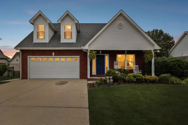 812 Renaissance Ave, Murfreesboro, TN 37129