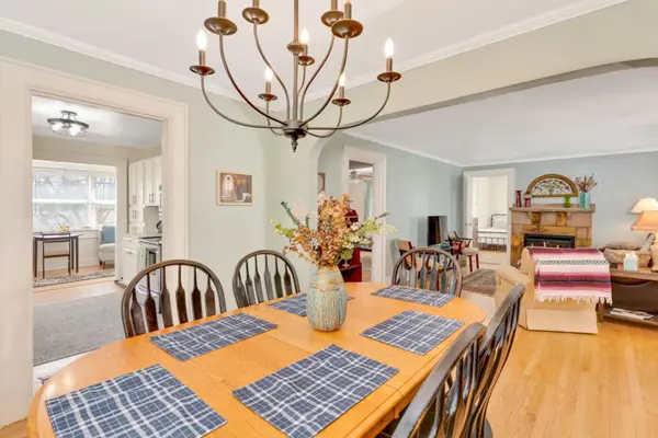 1008 S Crest Road, Rossville, GA 30741