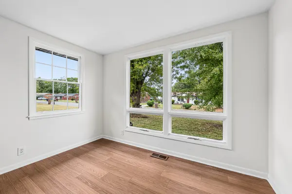 4029 Kings Cir, Nashville, TN 37218