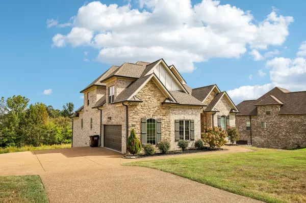 1026 C P Stewart Blvd, Lebanon, TN 37087