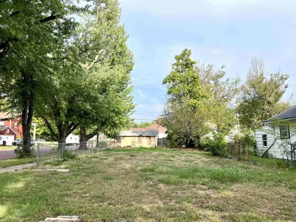 328 N 5th, Arkansas City, KS 67005