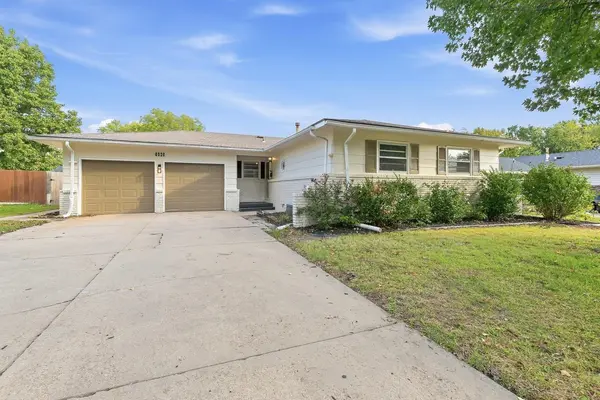 8038 E Watson Lane, Wichita, KS 67207