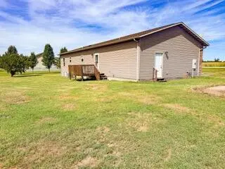 47 Old Carpenter LN, Harrison, AR 72601