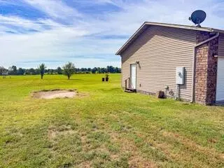 47 Old Carpenter LN, Harrison, AR 72601