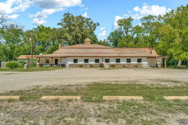 2848 SE 29th ST, Topeka, KS 66605