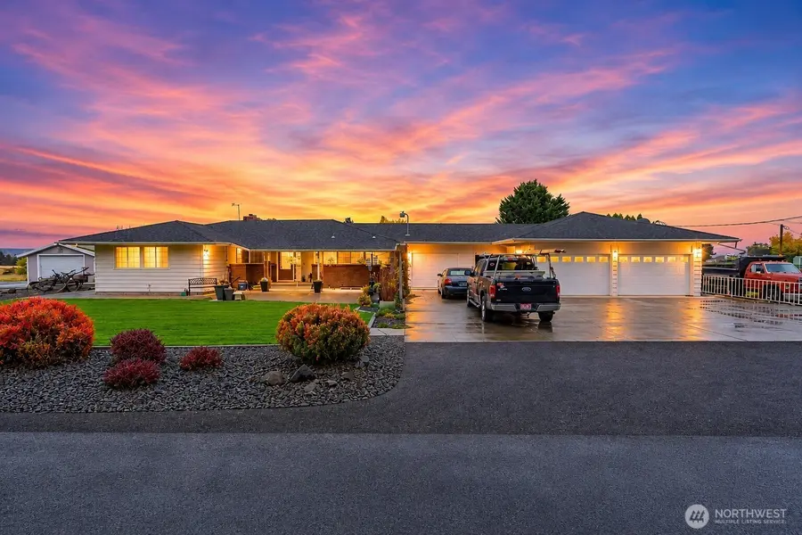 20271 Linden RD NW, Soap Lake, WA 98851