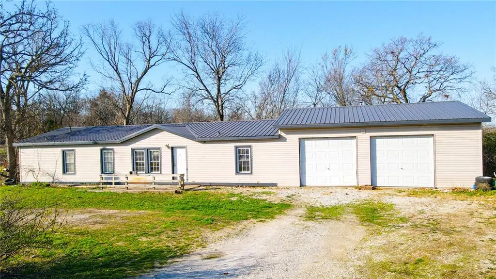 20908 N/A, Hermitage, MO 65668
