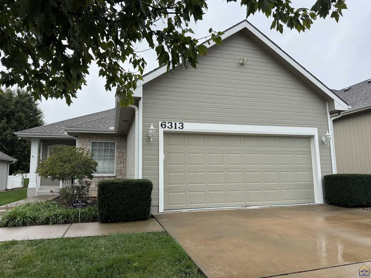 6313 SW Monarch CT, Topeka, KS 66610