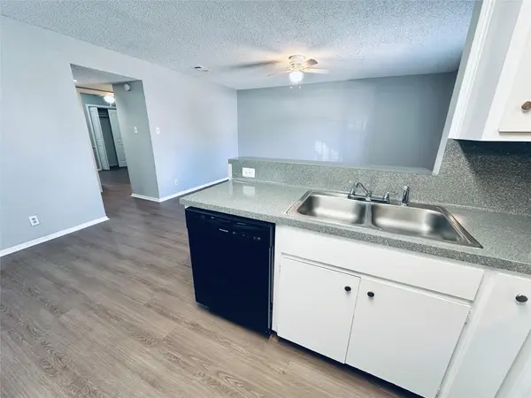 5500 Rose Hill CIR #A, Austin, TX 78745