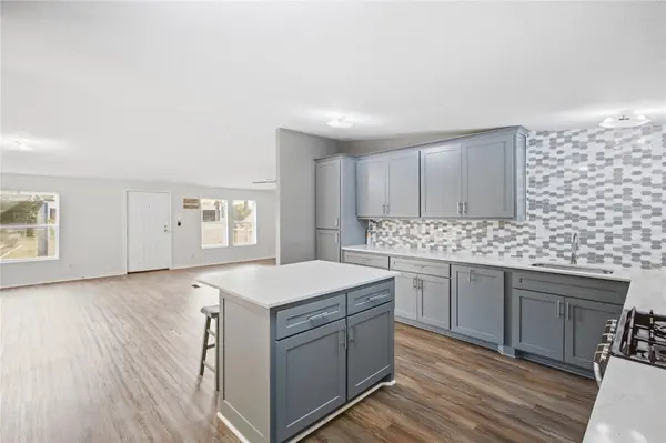 2709 County Road 463, Elgin, TX 78621