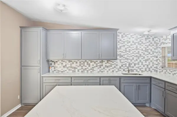 2709 County Road 463, Elgin, TX 78621