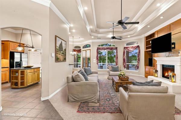 110 Dog Leg ST, Meadowlakes, TX 78654