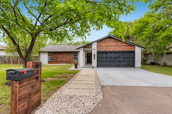604 Garden Path DR, Round Rock, TX 78664